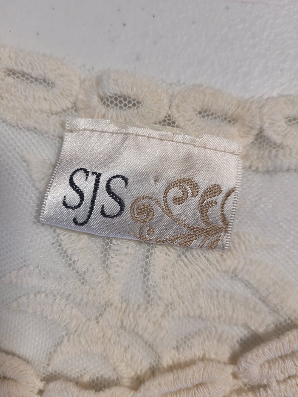 SJS Cream Crochet Lace Long-Sleeve Top - Picture 2 of 4